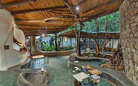 Saffronstays Maativan - 4Br Pet-Friendly Eco Villa With Private Pool, Nature Walks & Activities